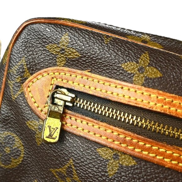 409241BT (L3) Louis Vuitton Clutch Bag Dragonne GM Brown Monogram - Picture 5 of 10